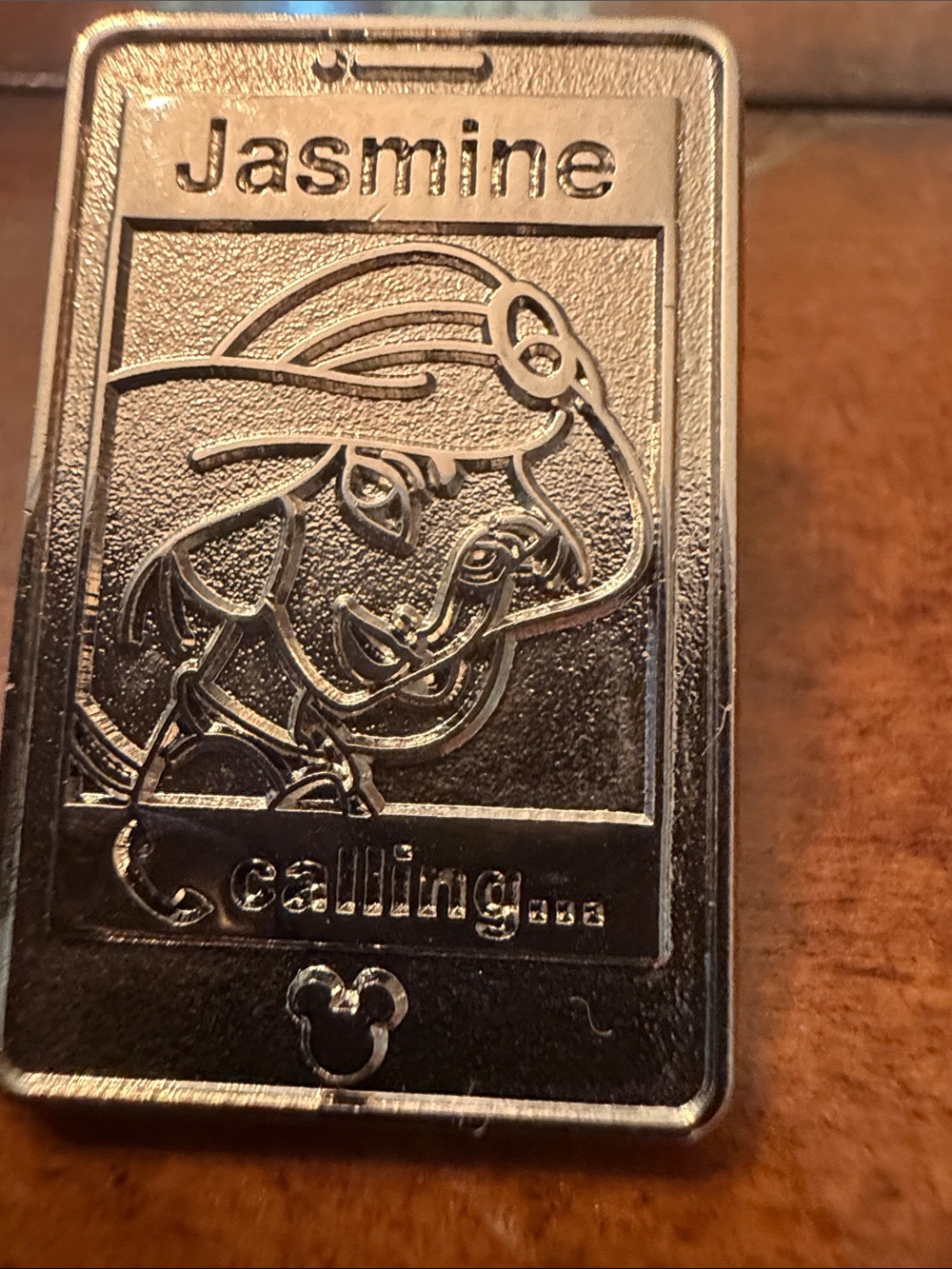 Jasmine Silver-Tone Disney Pin Limited Edition 10 of 10 Hidden Mickey RARE - Picture 1 of 2
